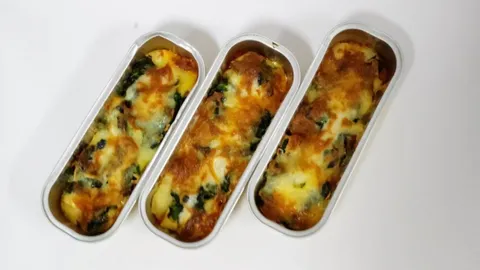 Frozen Durian Pizza Style with Spinach Topping